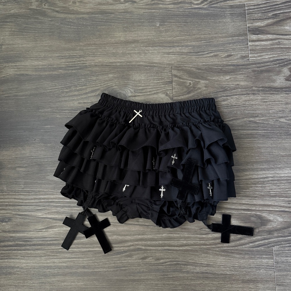 Cross Charm Bloomers - Picture 2 of 3